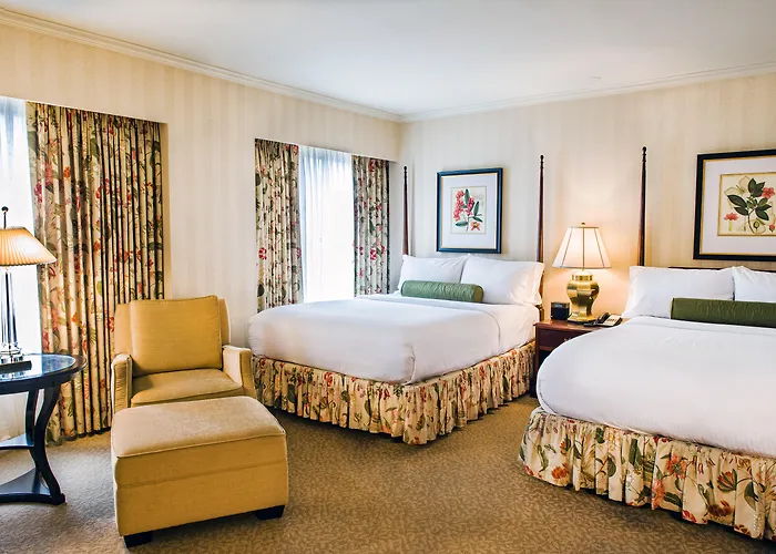Mayflower Park Hotel